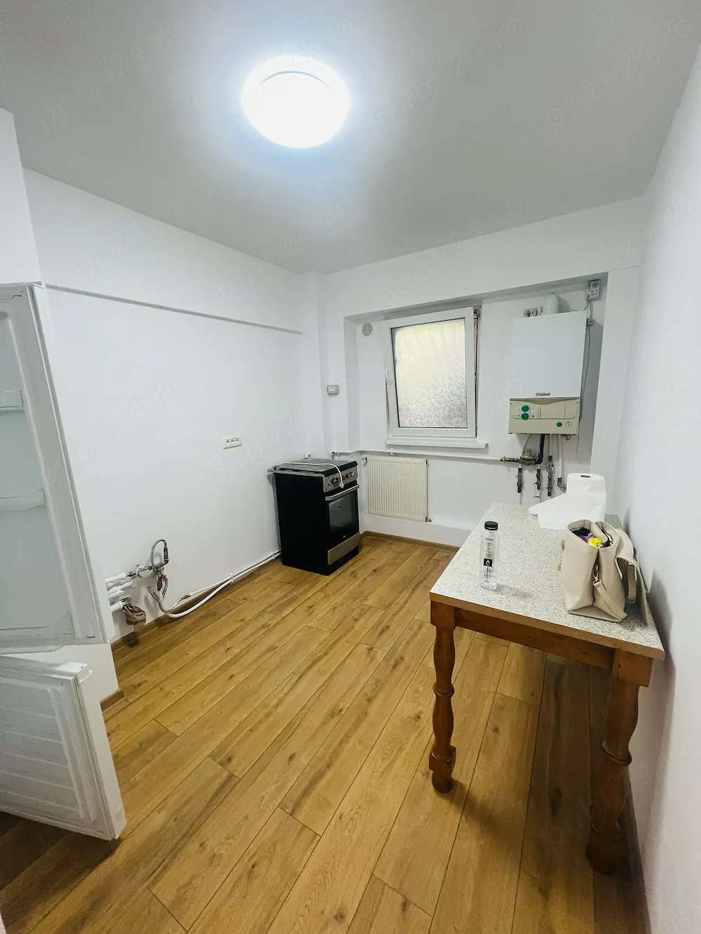 Apartament 4 camere, 85mp, Tineretului 27, Parter, vis - vis de parc - imagine 1
