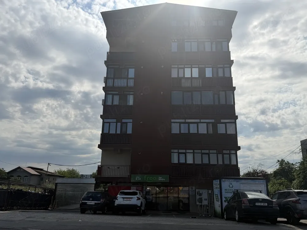Închiriere apartament 2 camere (doar cupluri cu sau fără copii) - imagine 1