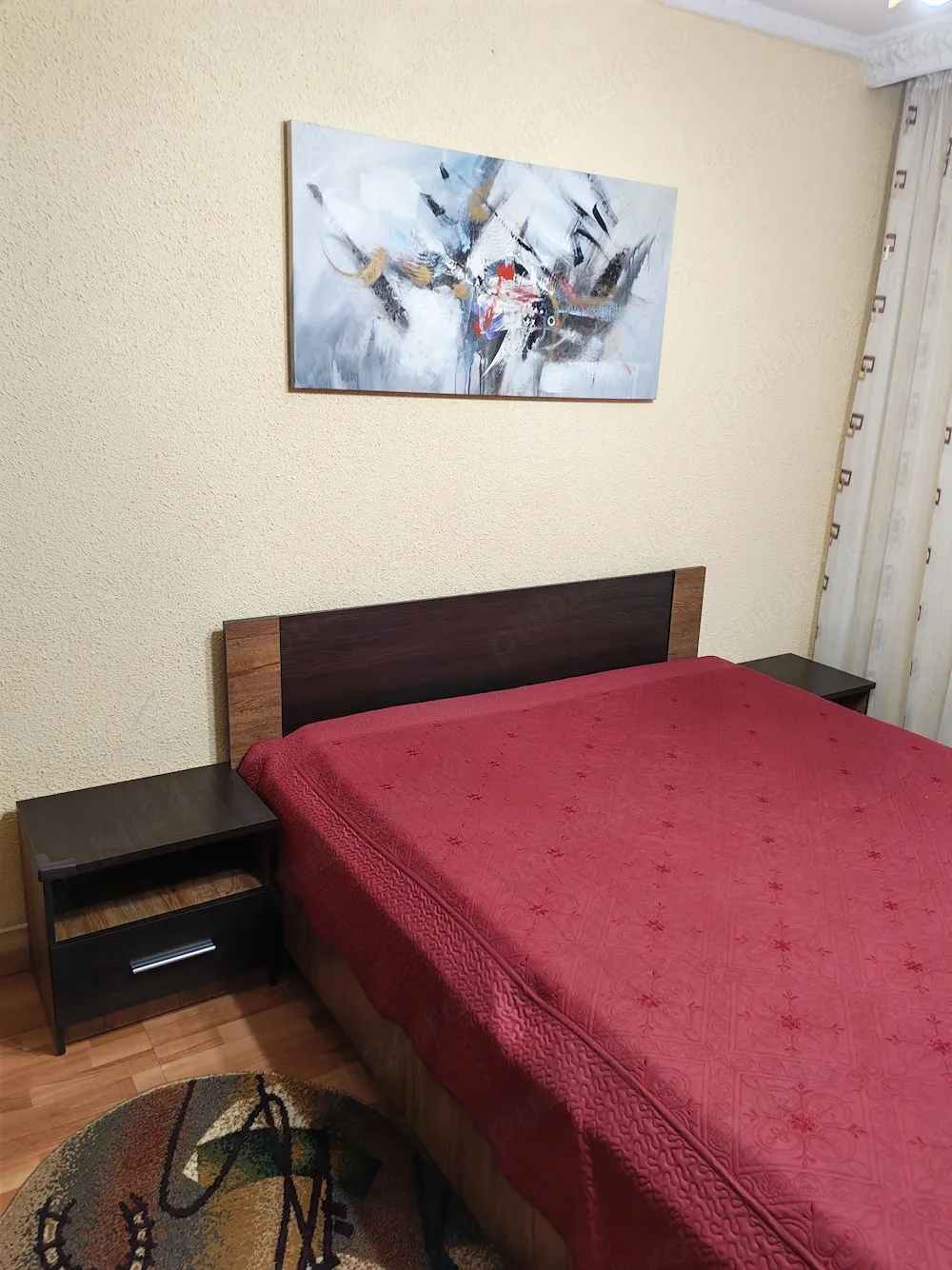 Inchiriez apartament 4 camere rahova - imagine 1