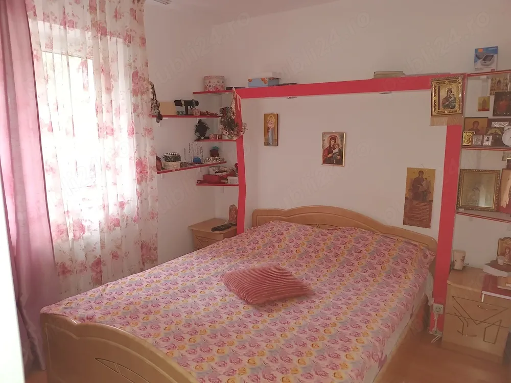 Vand apartament cu 2 camere, luminos si primitor, situat pe strada Iacob Andrei-  sect.5 Bucuresti