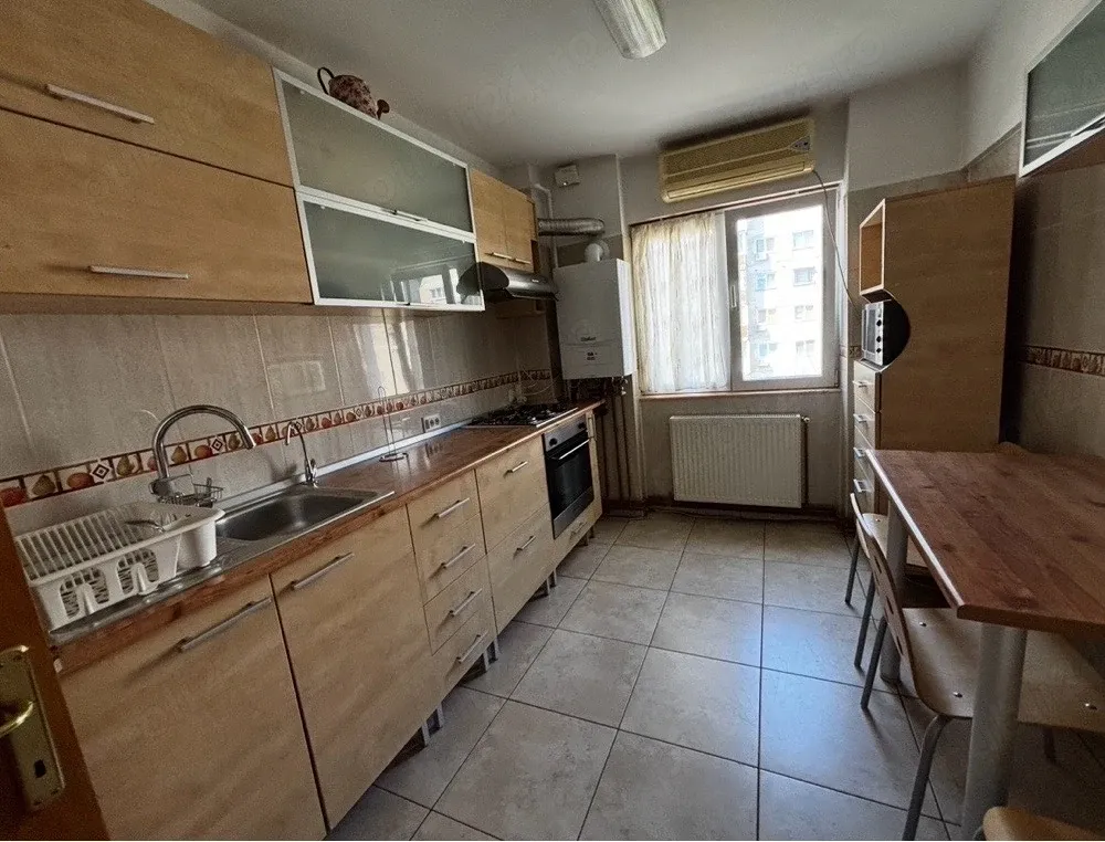 Apartament 3 camere de inchiriat Drumul Taberei - imagine 1