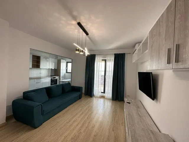Inchiriez apartament 3 camere Aqua City - imagine 1