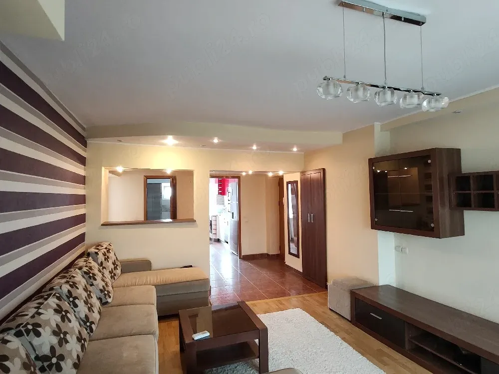 Apartament 3 camere Calea Crangasi An 1987 6 10 Vedere Superbă Parc 8 min de Metrou și Piata