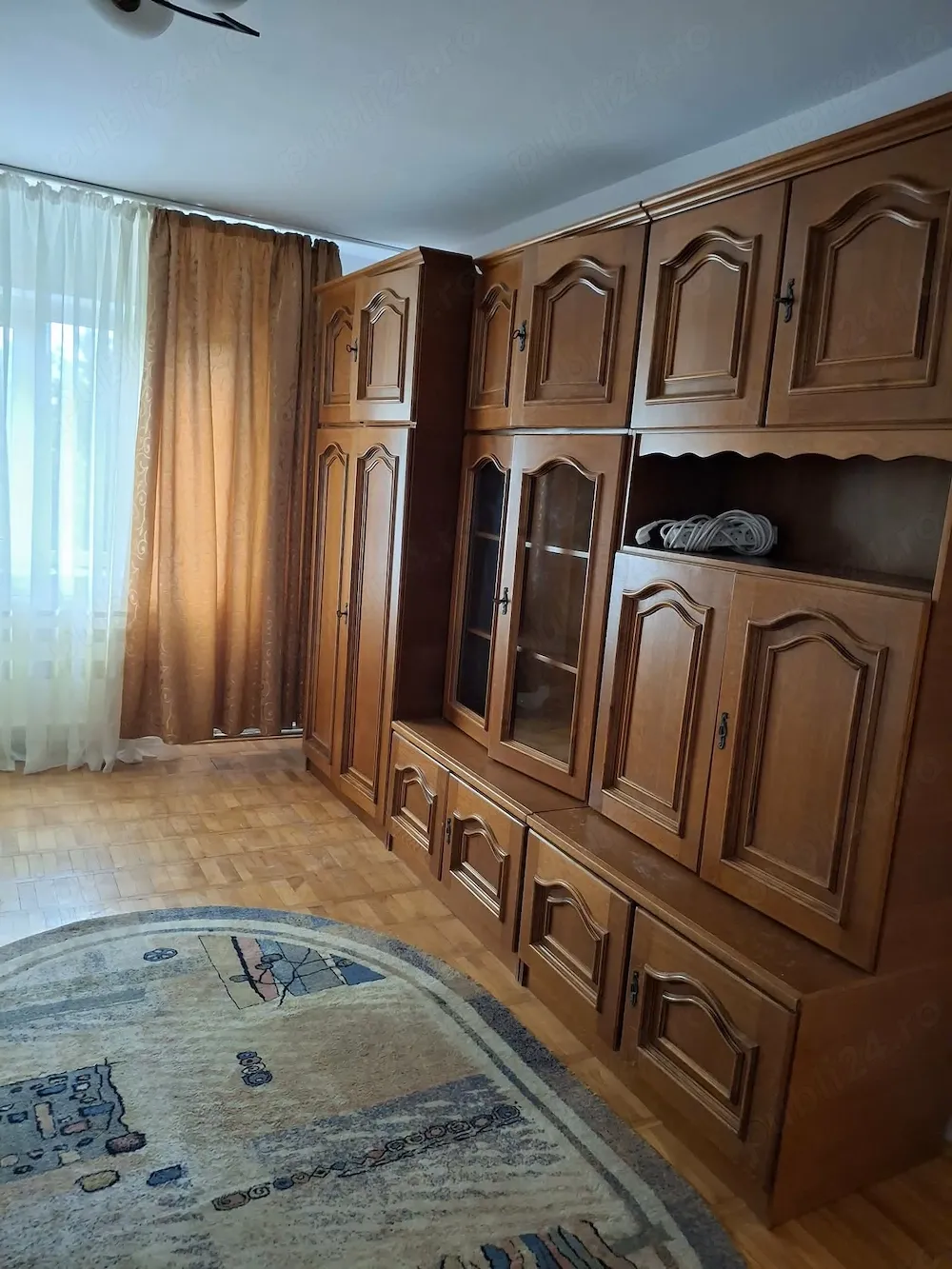 Inchiriez apartament 2 camere - imagine 1