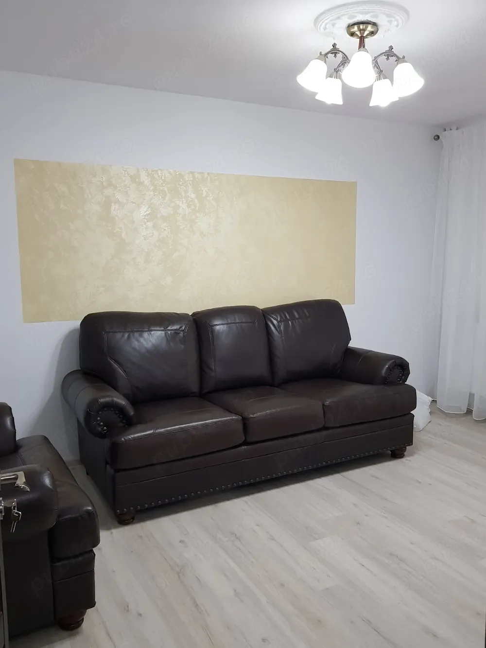 Oferta inchiriere 2 cam Centru Civic et 1 - imagine 1
