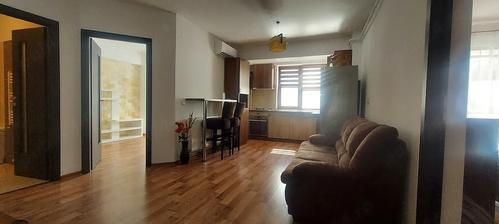 Persoana fizică închiriez apartament 3 camere modern, zona centrală Bucsinescu-Tudor - imagine 1
