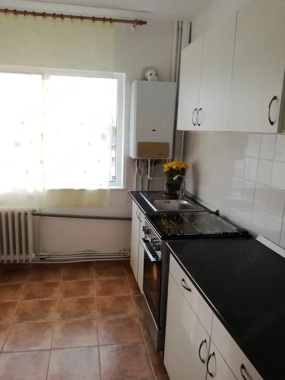 Inchiriere apartament 3 camere in Podu Ros - imagine 1