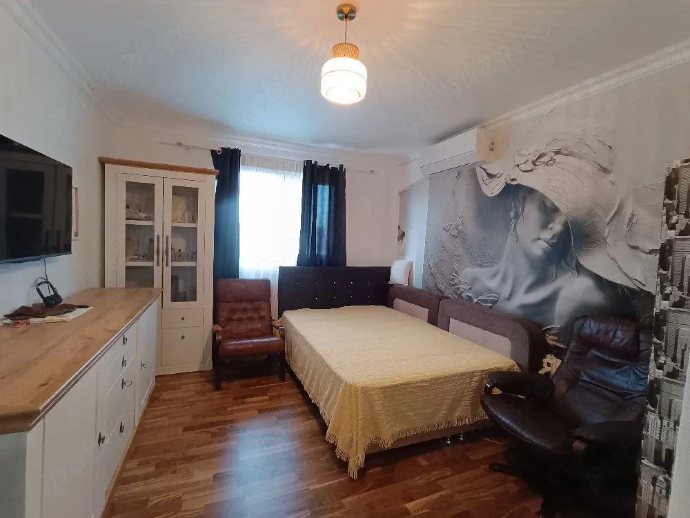 apartament de vanzare - imagine 1