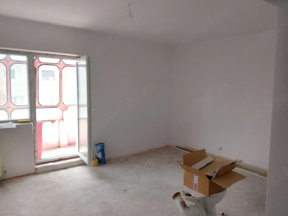 Apartament 3 camere - imagine 1