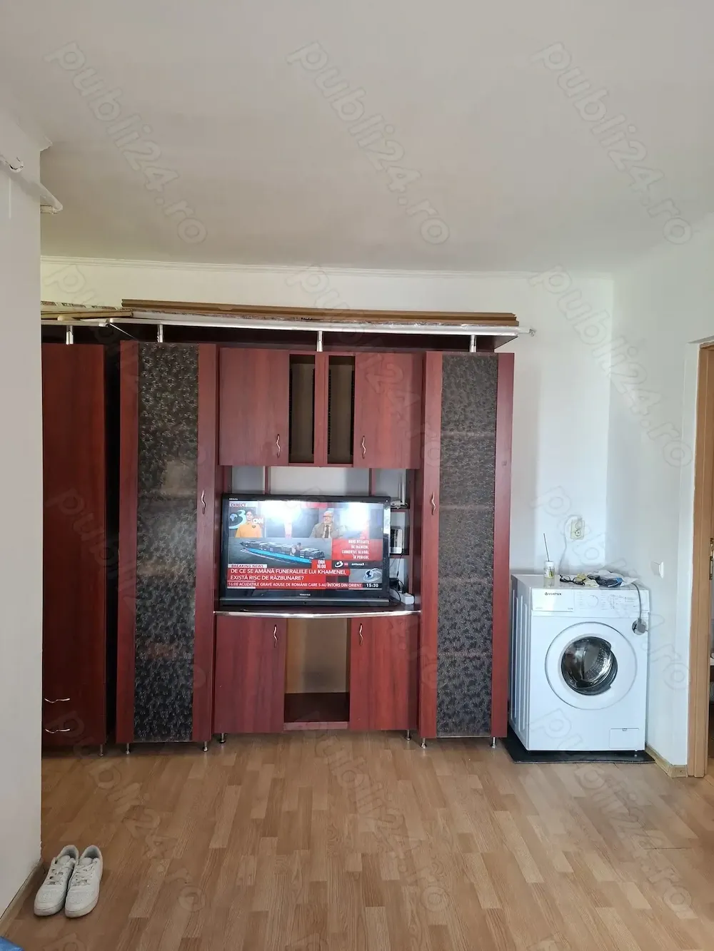 Vand apartament 2 camere - imagine 1