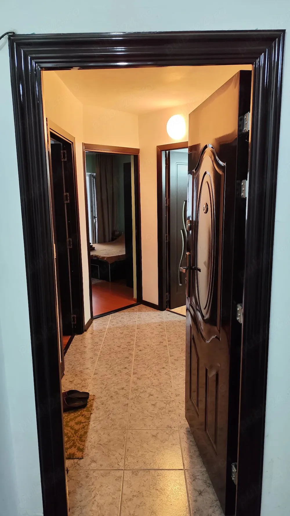 Apartament luminos cu 3 camere | Etaj 1, vedere mixtă și balcon spre Faleză - imagine 1