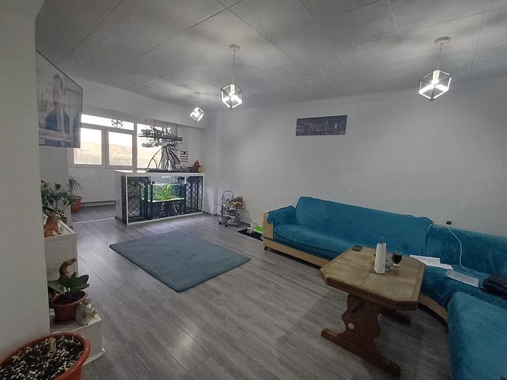 vand apartament 4 camere ultracentral
