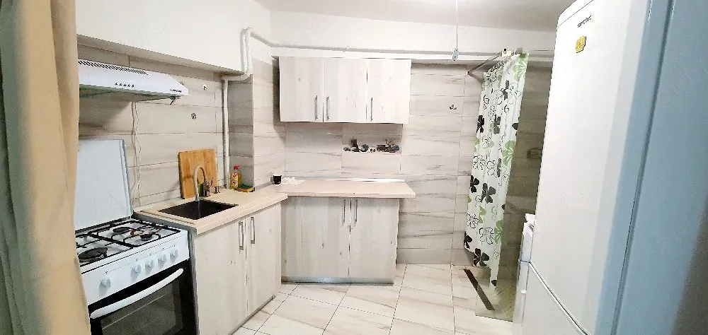 Inchiriez ap 1 camera foarte spatios Mazepa 2, foarte aproape de Faleza Dunării parter. - imagine 1