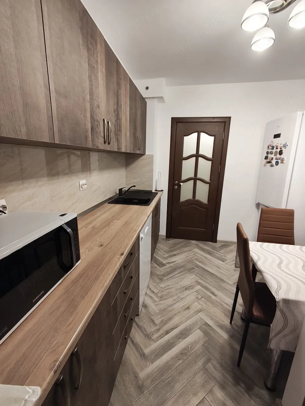 Inchiriez apartament 2 camere Mazepa 1 - imagine 1
