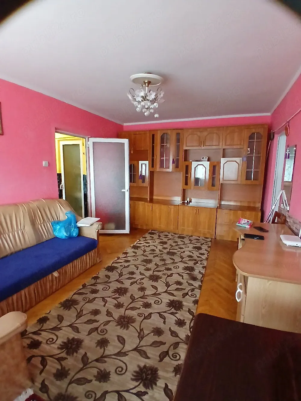 Închiriez apartament 2 camere Mobilat - imagine 1