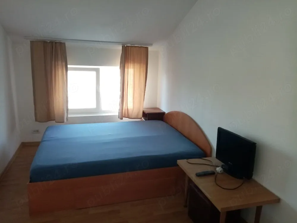 Vand apartament cu 1 camera, 43 mp, in Parneava, Arad. - imagine 1