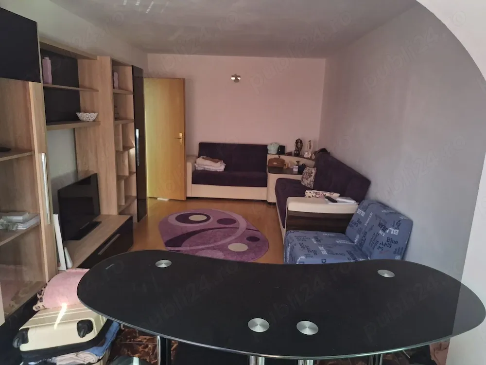 inchiriez apartament 2 camere , spiru haret , vis- -vis de Colegiul Național Pedagogic  Spiru Haret" - imagine 1