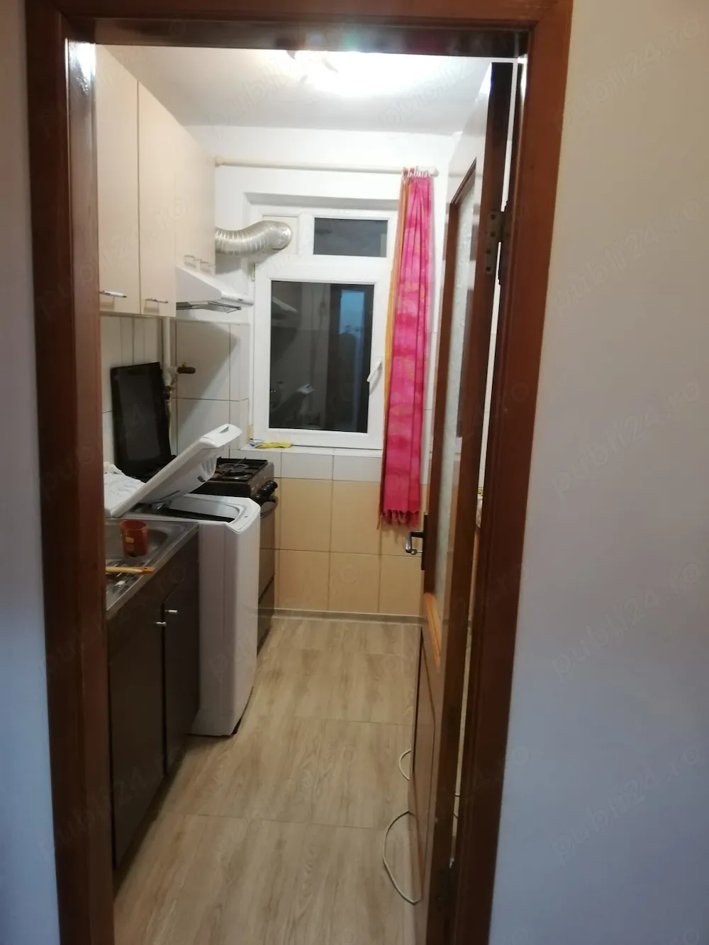 Apartament de închiriat - imagine 1