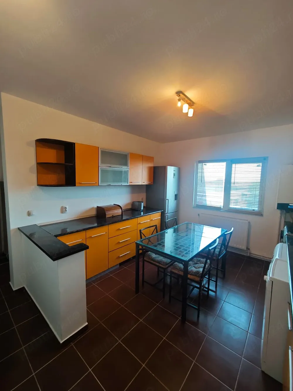 De închiriat   în Buzău Apartament 3 camere