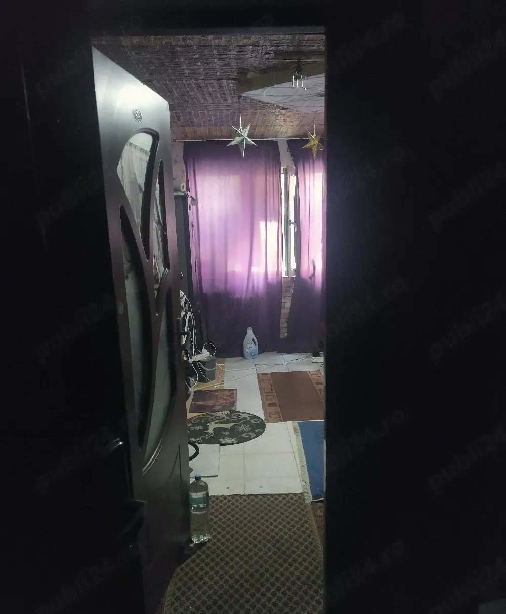 Proprietar Vând garsonieră confort 2
