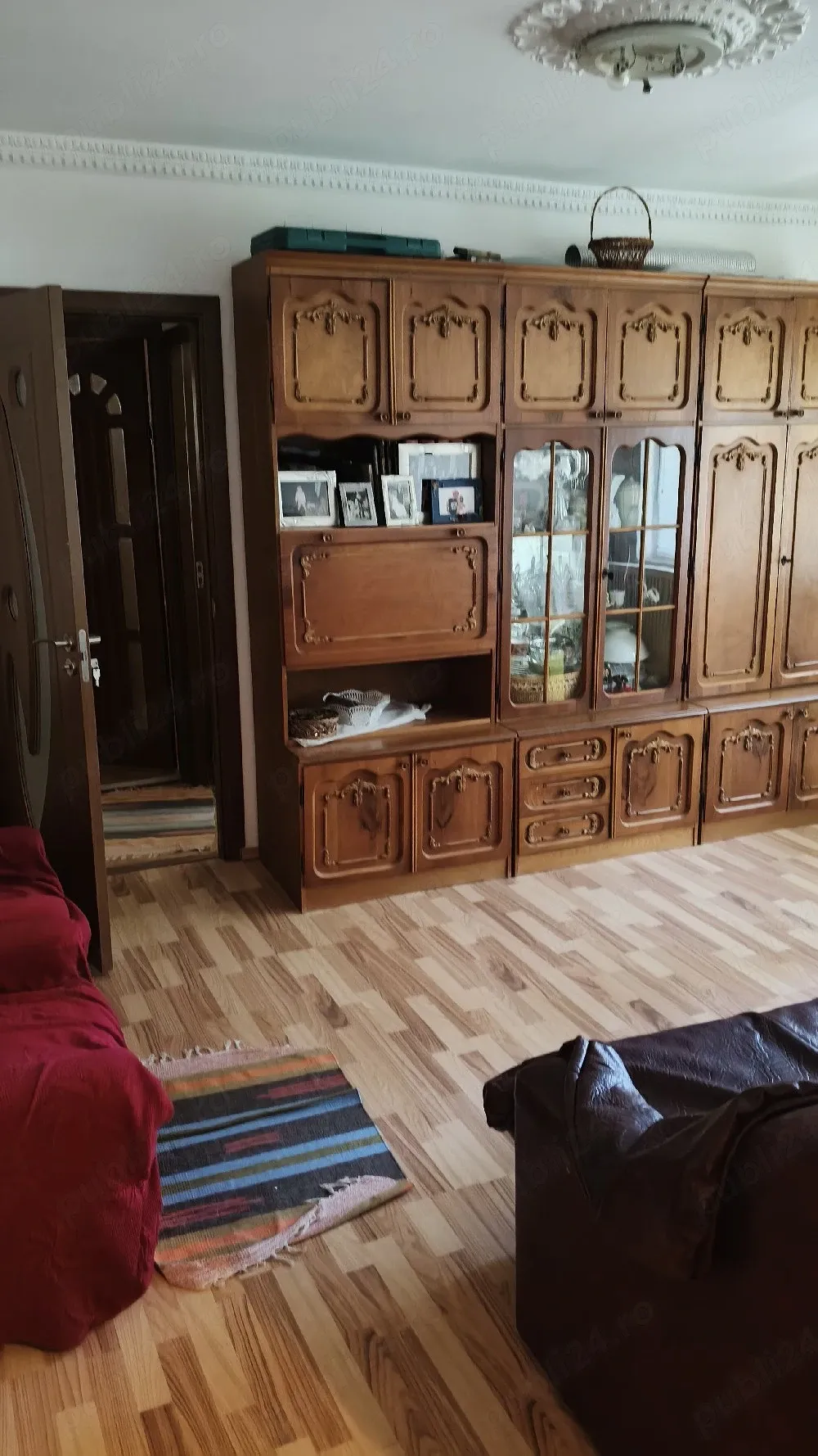 Apartament 2 camere semidecomandat - imagine 1