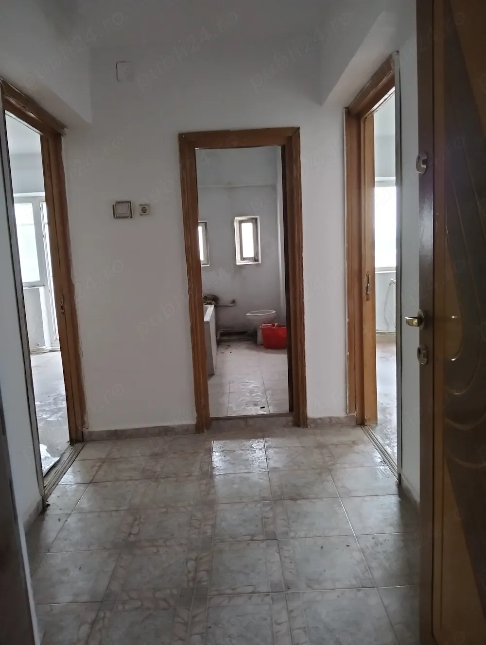 Vând apartament Bacău - imagine 1