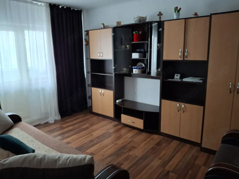 Închiriez apartament 2 camere Valea Aurie Sibiu, mobilat, lift, centrală proprie