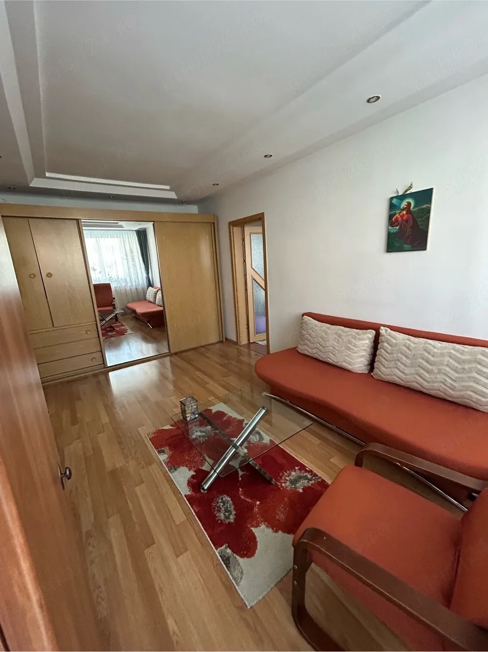 apartament 2 camere - imagine 1