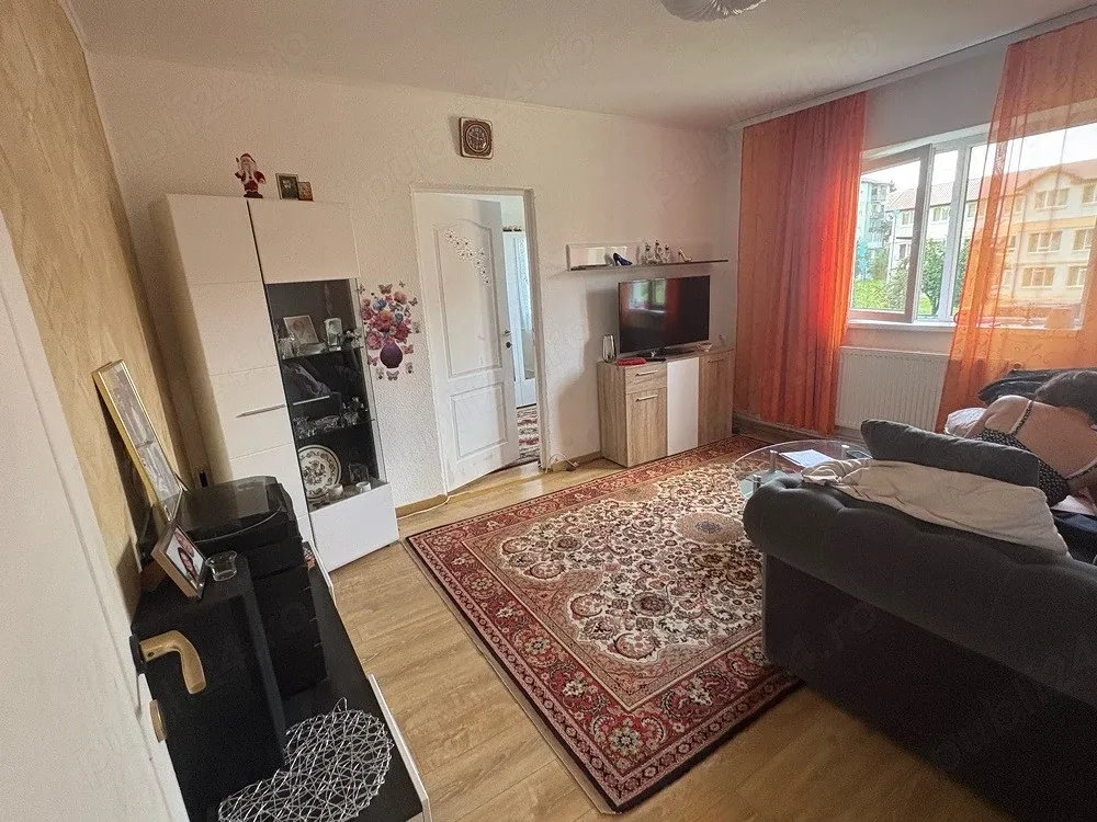 De vânzare   Apartament 3 camere   Hipodrom 2, Sibiu     Str. Nicolae Iorga