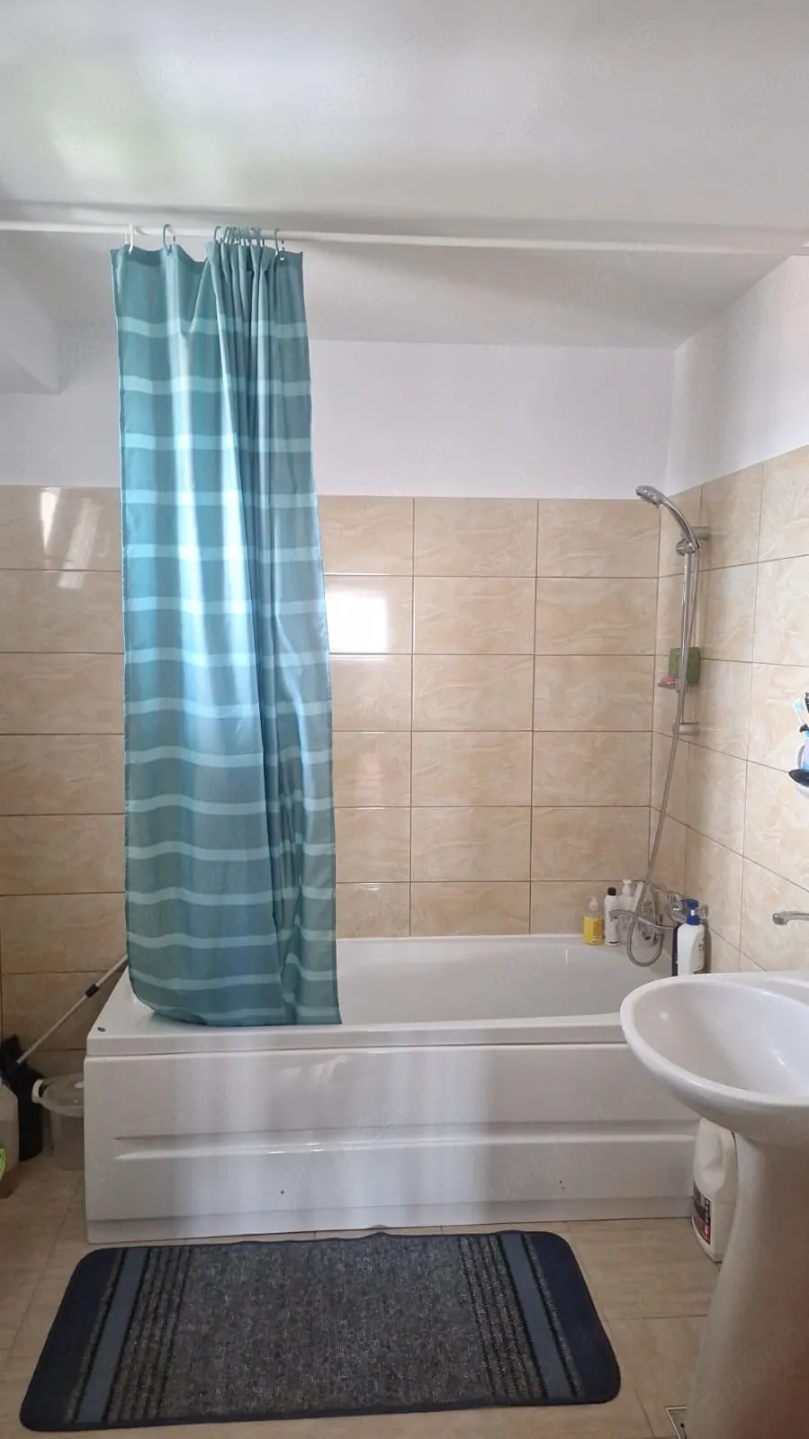 Ofer spre inchiriere apartament 3 camere in Suceava