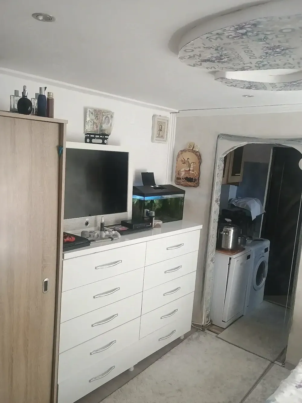 Vând apartament 2 camere 28 metri pătrați