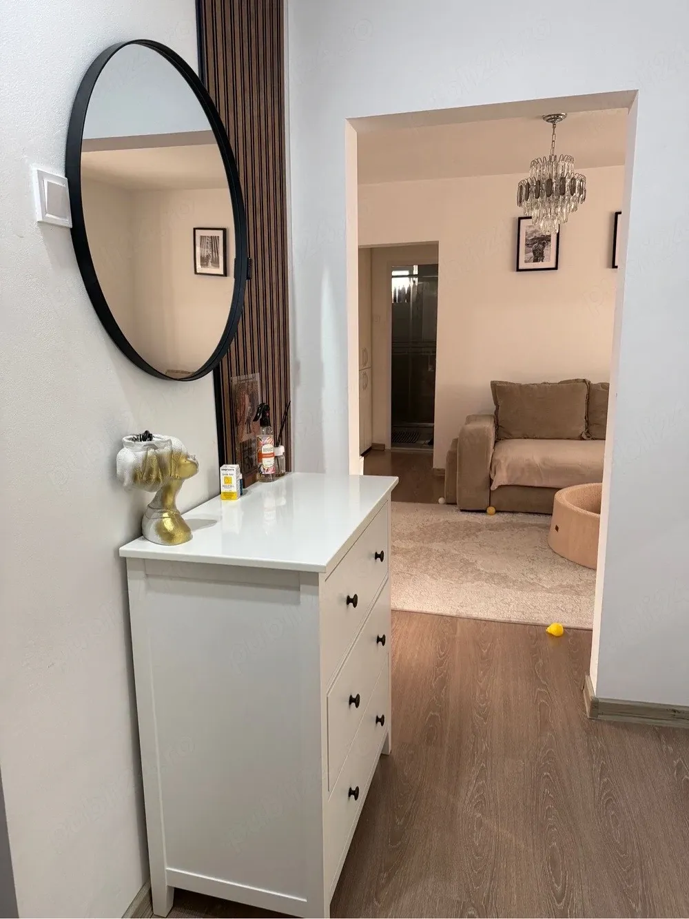 Apartament 3 camere - imagine 1
