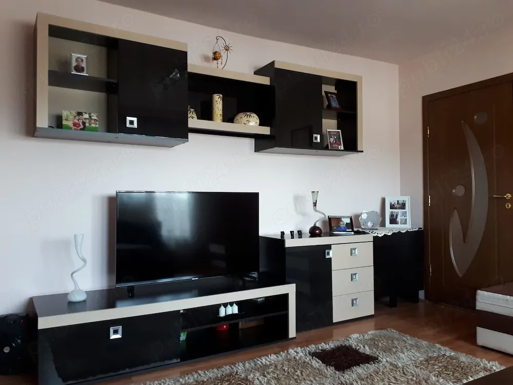 Apartament de închiriat