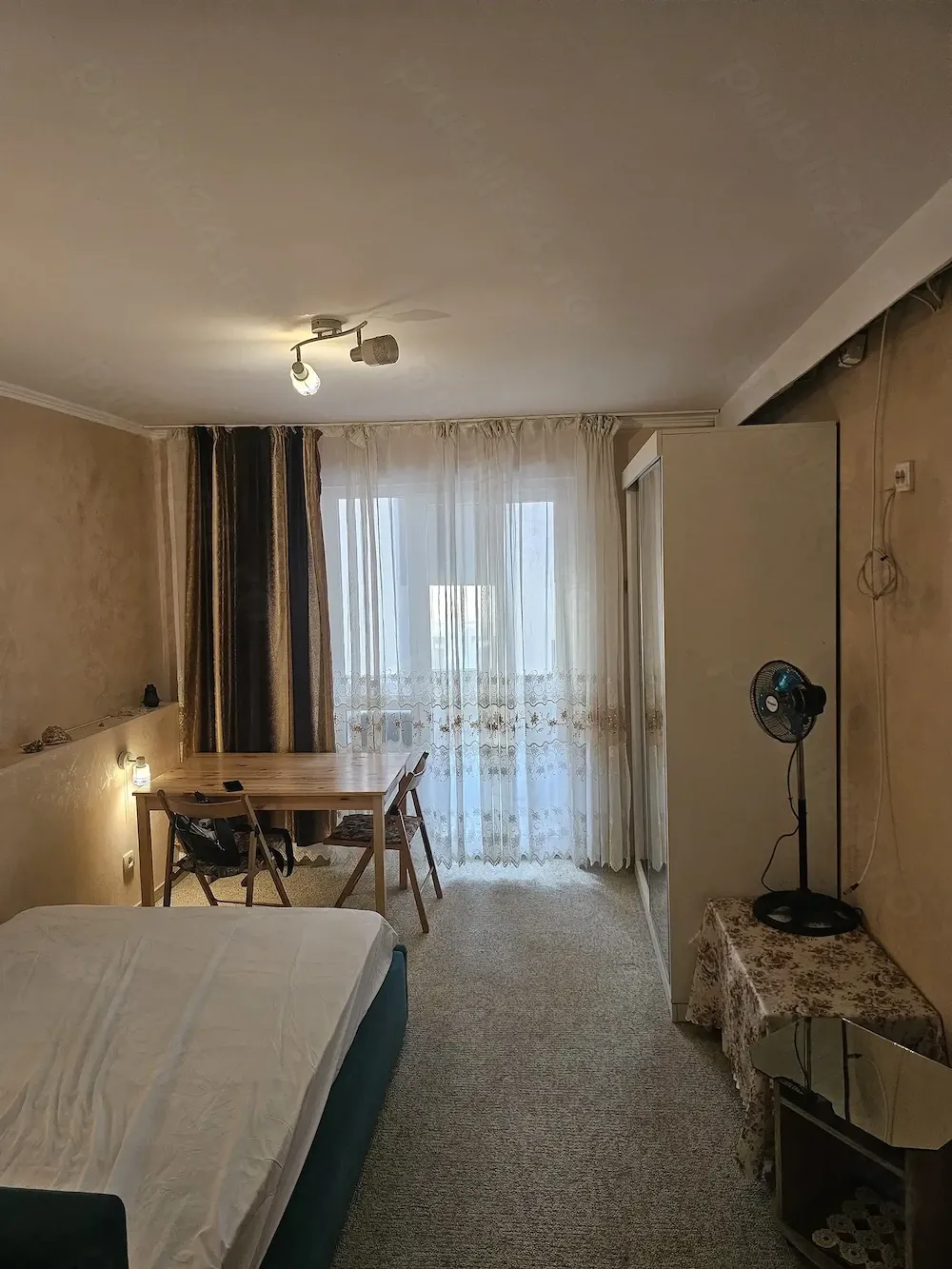 Garsonira de inchiriat Piatra Neamt centru - imagine 1
