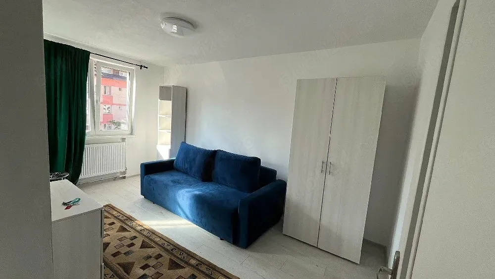 Garsoniera tip apartament -centru - imagine 1