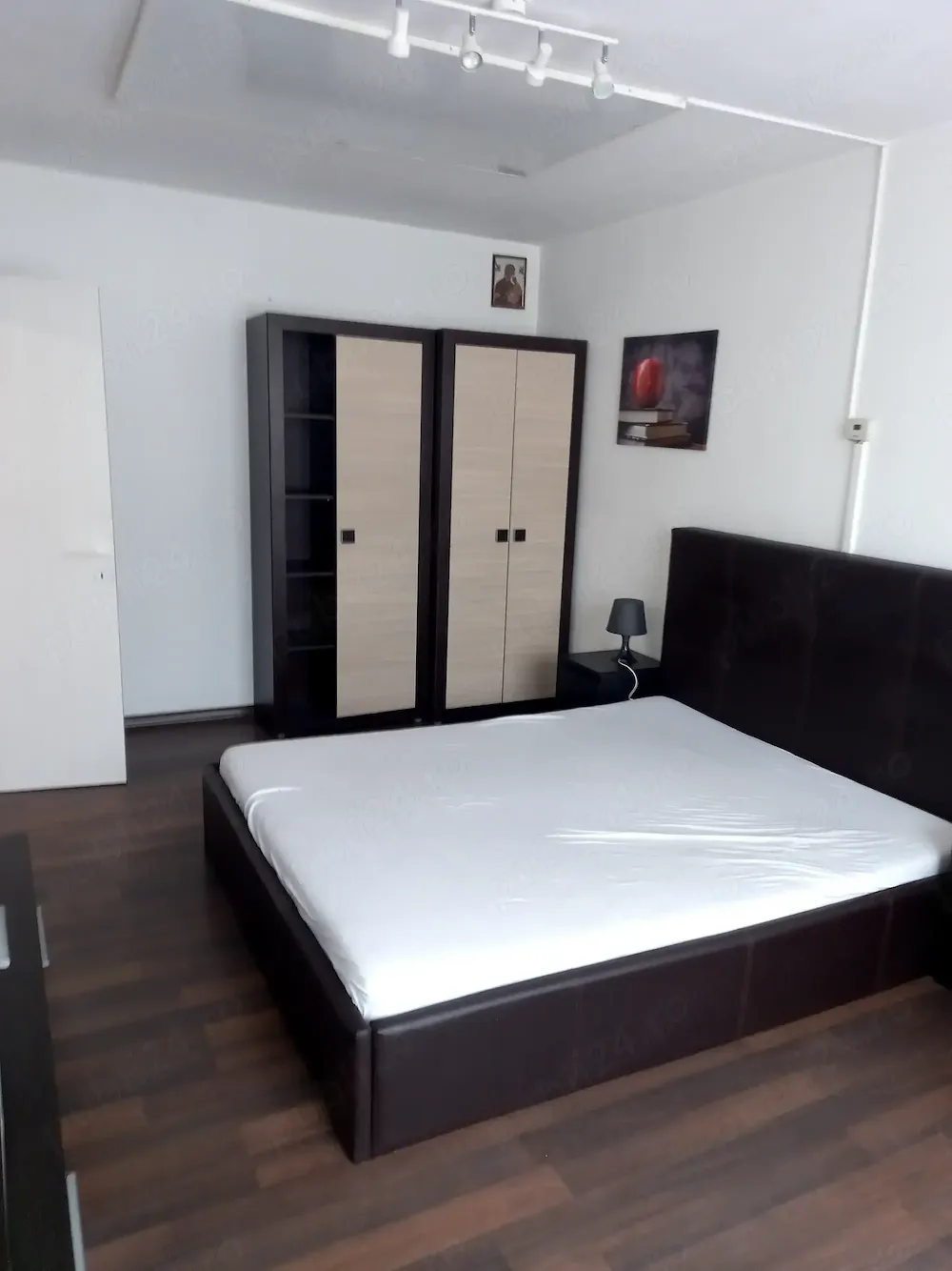Garsoniera de închiriat Precista Piatra Neamț - imagine 1