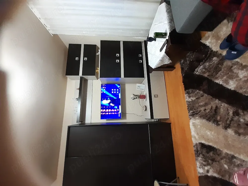 Apartament de închiriat in Târgoviște micro 9,mobilat și utilat ,etajul 1,disponibil din 1 septembri - imagine 1