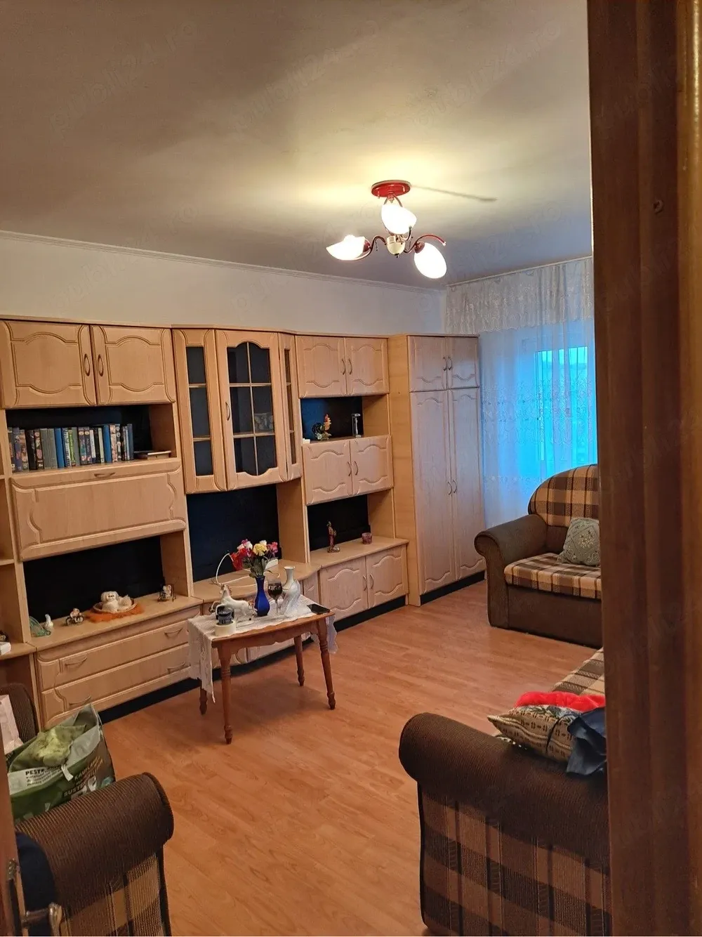 Ofer spre inchiriere Apartament 2 Camere Decomandat Zonă Catedrală (Vis- -vis Biomedica) - imagine 1