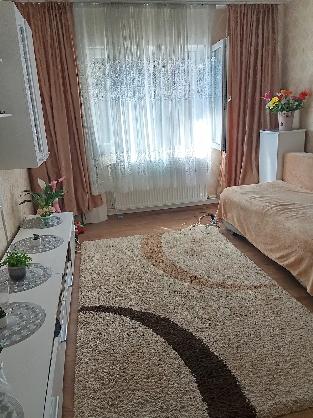 Apartament semimobilat   39,85 mp   Micro 9, Târgoviște - imagine 1