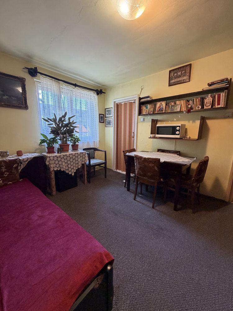 Apartament Gheorgheni 2 camere, zonă verde, CF valabil