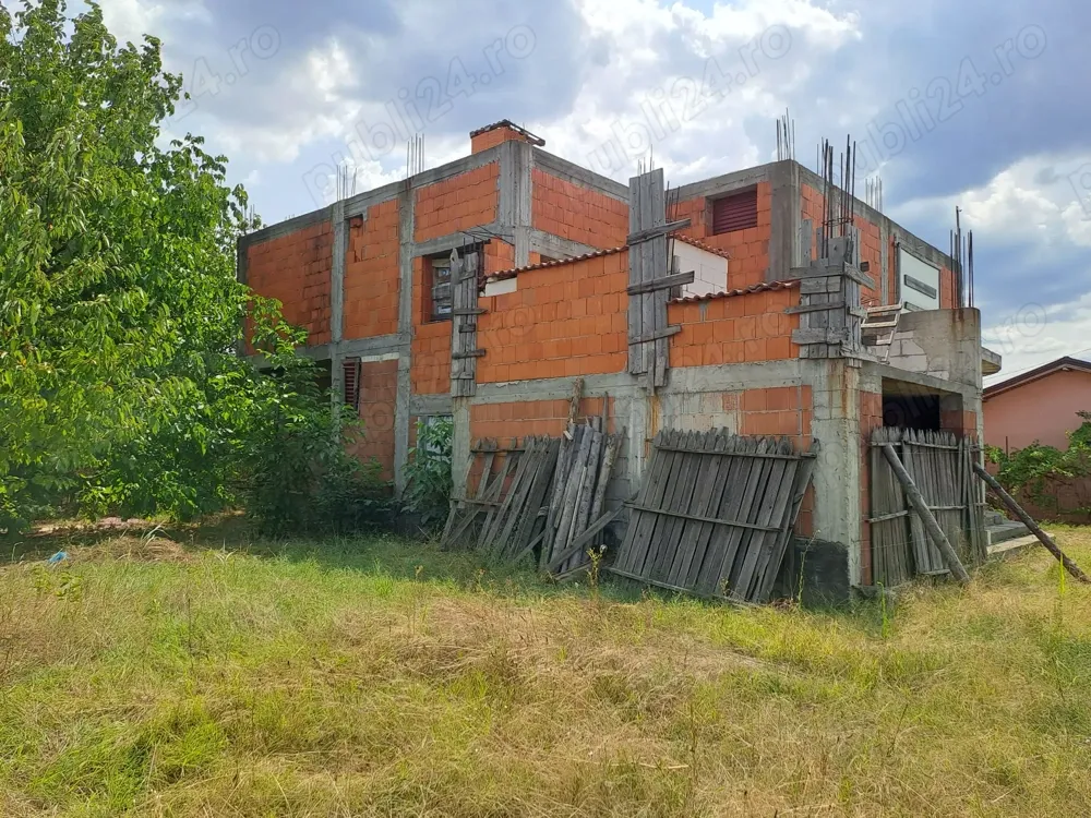 Proprietate de vanzare