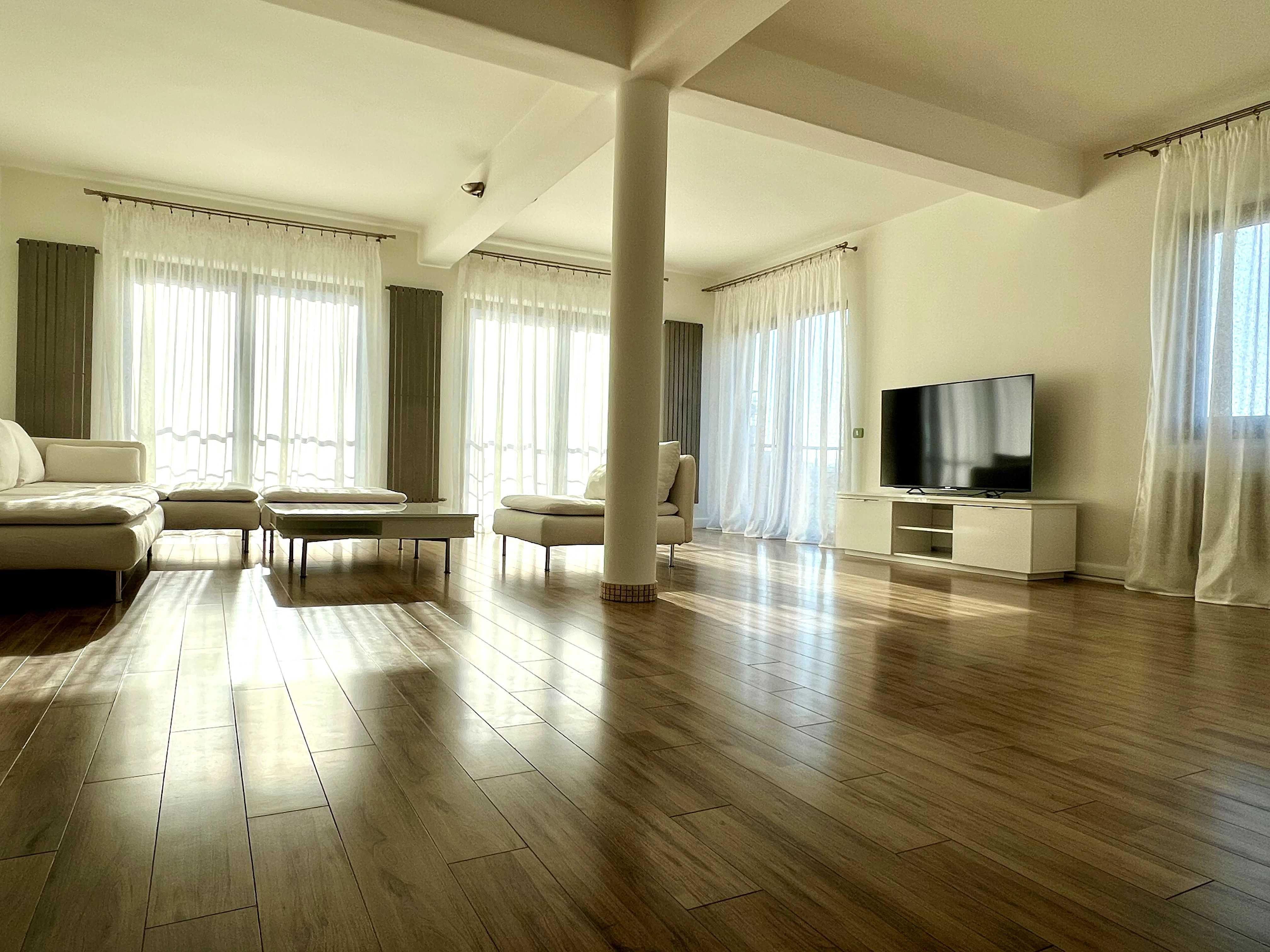 Penthouse lux de închiriat, 210 mp, garaj și locuri de parcare, cu panoramă Cluj - imagine 1