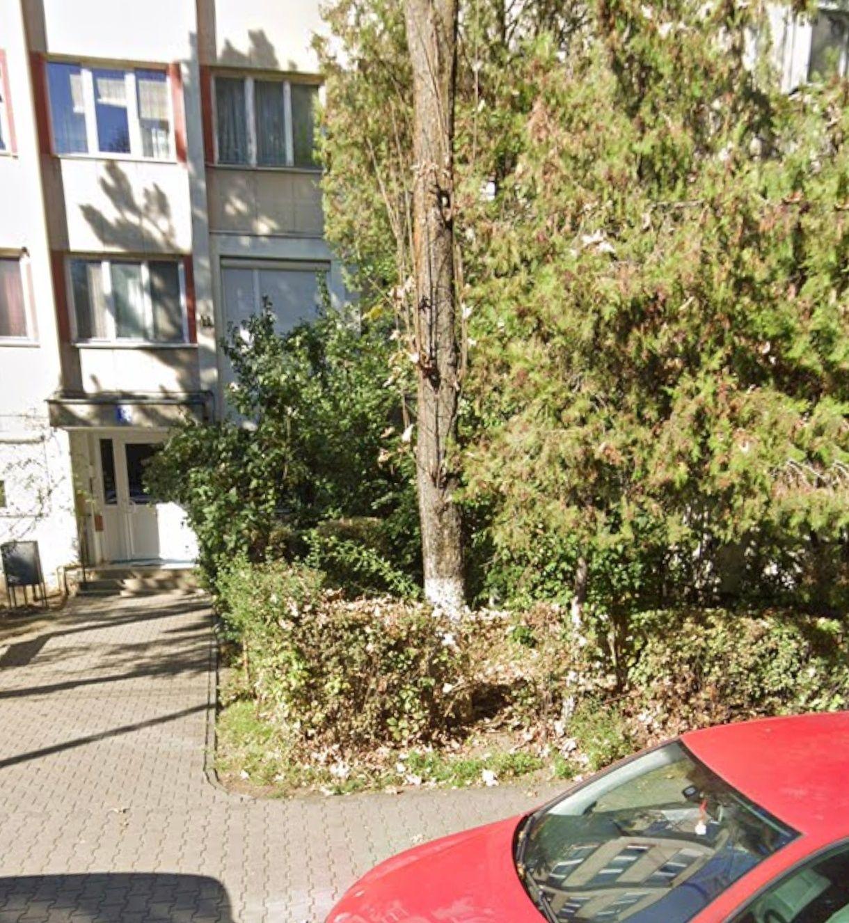 Apartament trei camere - imagine 1