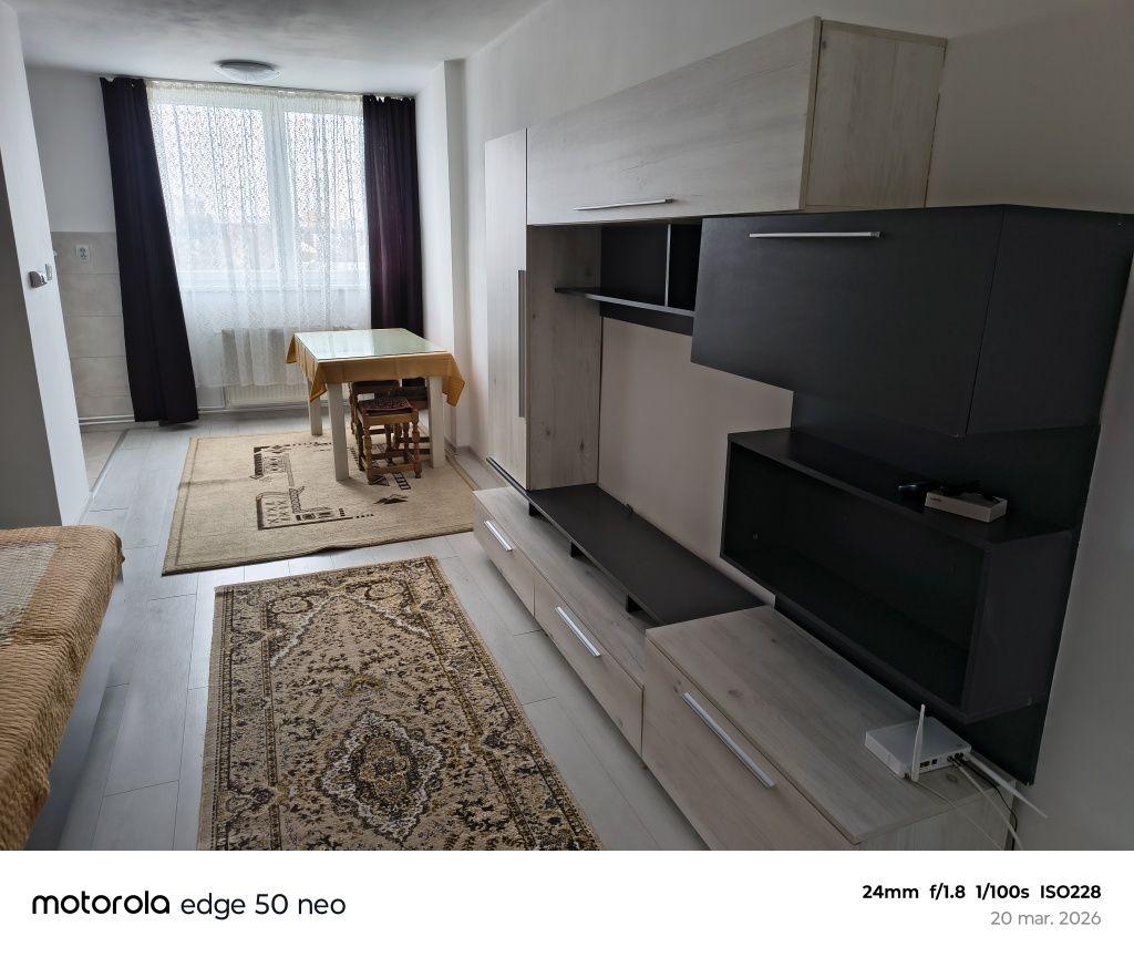 Închiriere ap. cu o camera pe str. Brașovului et.5 din 10, Tg.-Mures. tel.0745355088.
