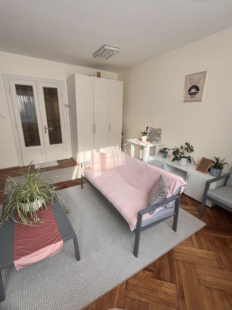 De inchiriat Apartament cu o camera ultracentral - imagine 1
