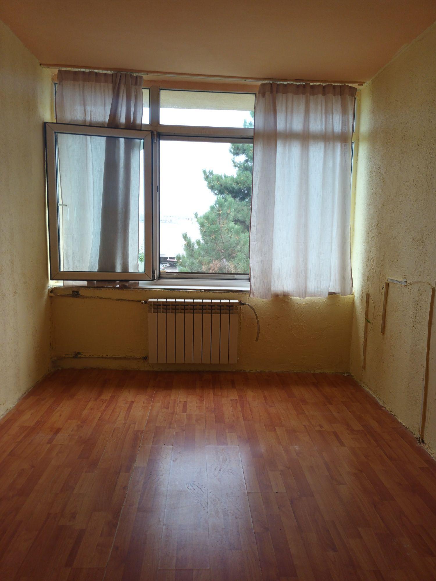 Vând Cameră de Cămin 12 MP – Brașov - Etaj 4/4