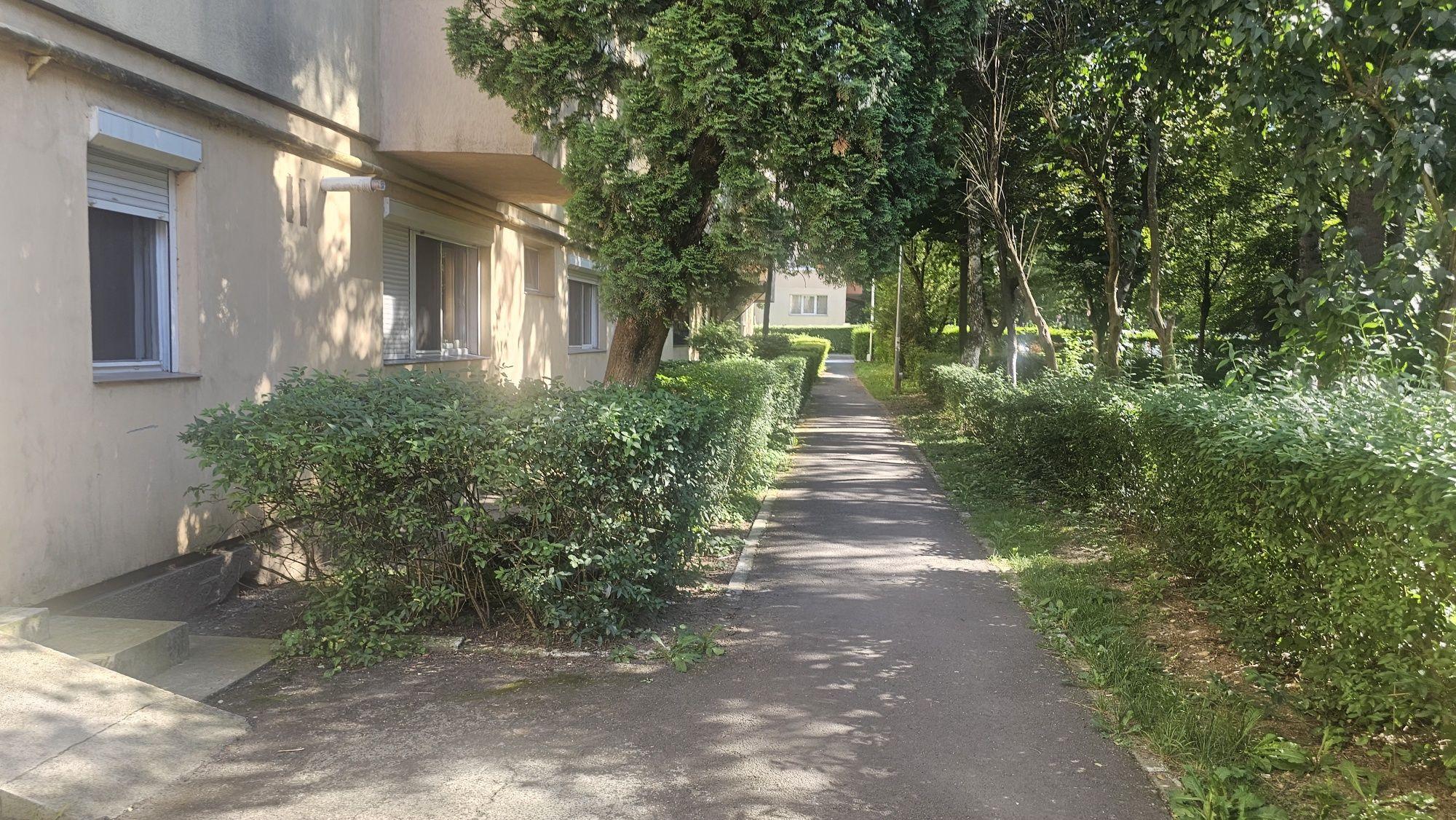 Apartament de vânzare în Brașov – zona Gemenii, Str. Zizinului | 2 camere, parter, liniște și verdeață