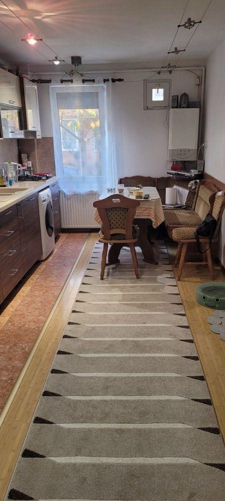 Vand apartament 3 camere zona Craiter