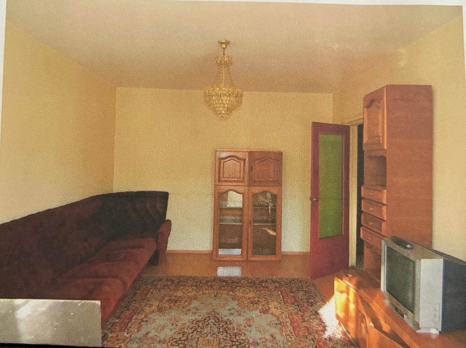 Vand Apartament 3 camere 72 mp  decomandat Et 2  Spitalul Judetean