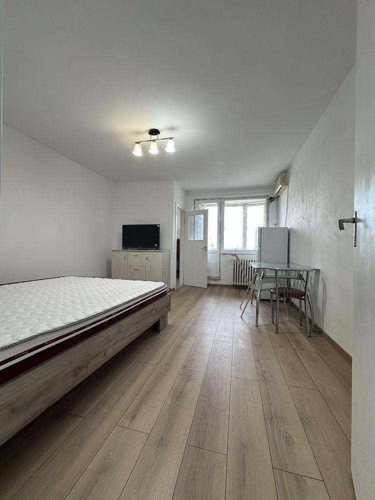 Inchiriez garsoniera in Tractorul,Pet Friendly
